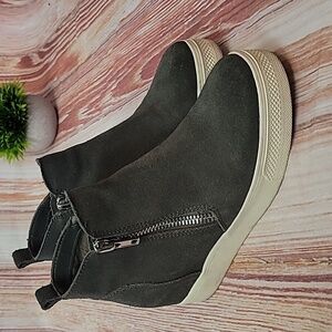 Steve Madden Wedgie Sneakers